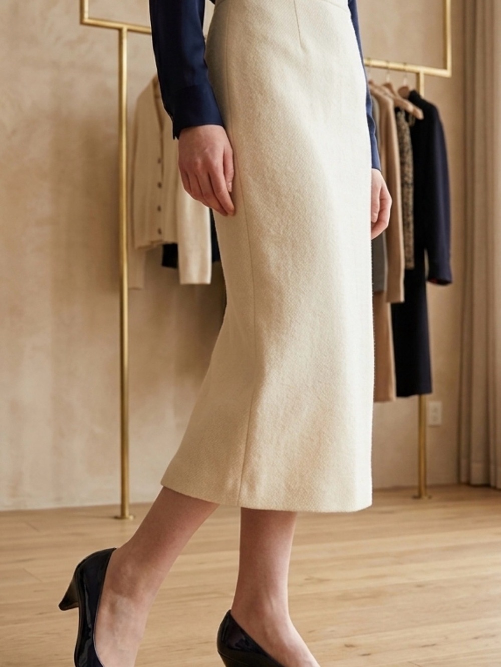 Sofft Black Patent Block Heel Pump